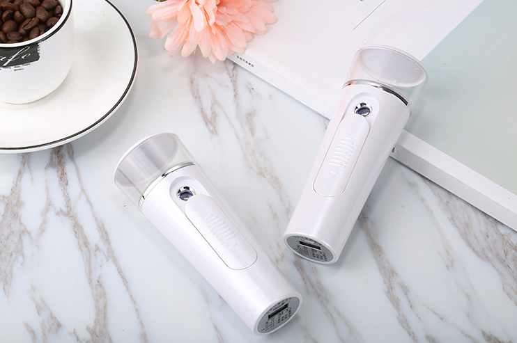 Rechargeable Face Mister - HairMoment™